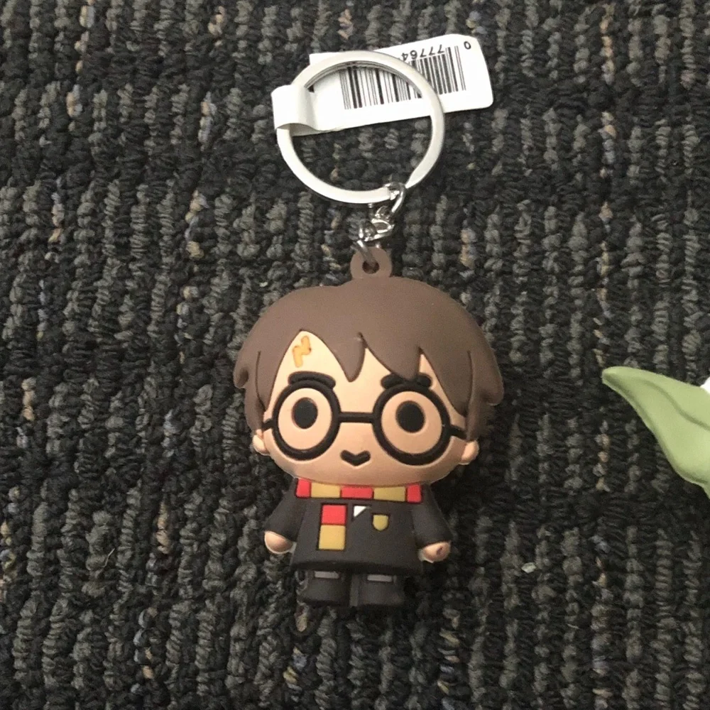 🍄 Choose by Size Keychains of Characters - Picture 2 of 8